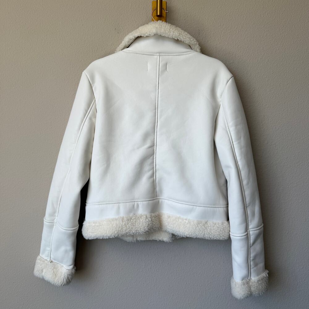 Vigoss Y2K White Vegan Leather Sherpa Moto Jacket Size L - Picture 3 of 7